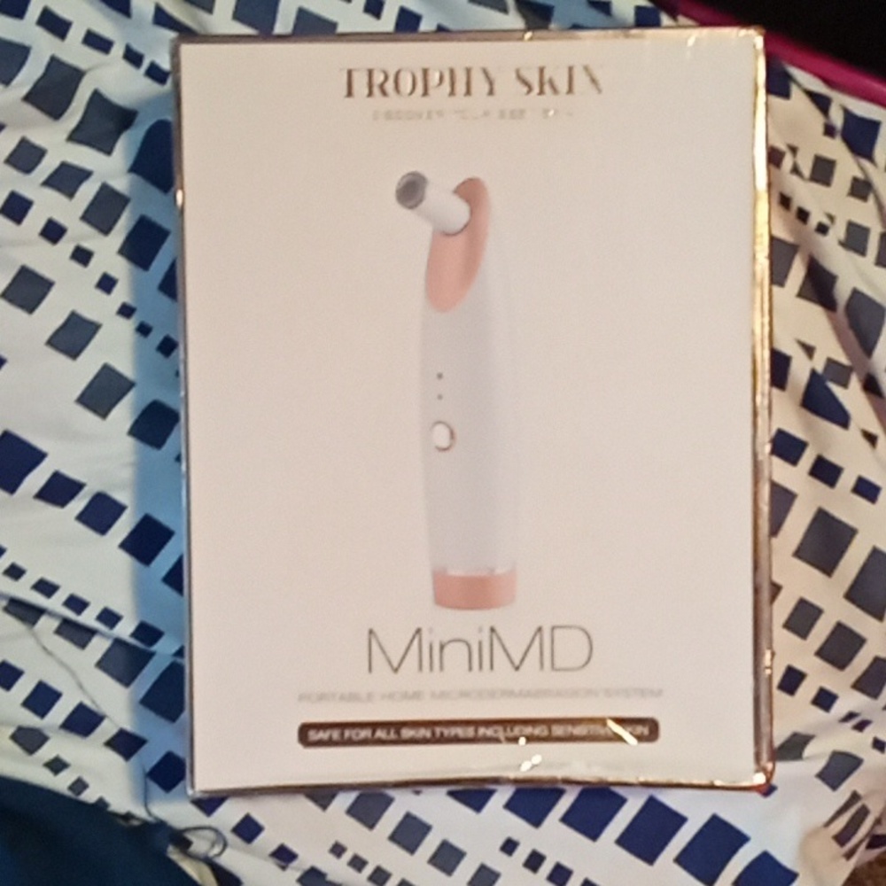 Trophy Skin exfoliator
